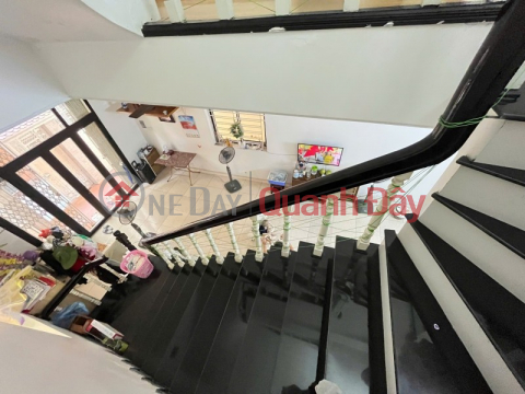 CENTER OF BA DINH DISTRICT - NEAR STREET - CORNER LOT, 4-SIDE OPEN - WIDE FRONTAGE - GOOD TO LIVE IN _0