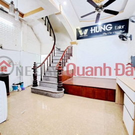 House for sale facing Nguyen An Ninh - Vong street 30m 5T 3BRs car park small business gate only 3.55 billion call 0817606560 _0