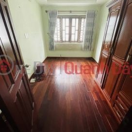 Whole house for rent with 3 floors, Hong Lac street, Tan Binh district, price only 13 million\/month - Fully furnished, ready _0
