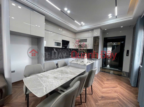 TOWNHOUSE AT THE STATION - ALLEY ACCESSIBLE BY TRUCKS, 51M² × 8 FLOORS, GARAGE, ELEVATOR, FULLY FURNISHED, SLIGHTLY OVER 15 BILLION VND _0