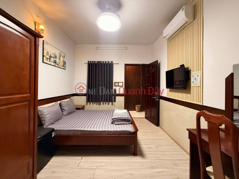 đ 38 Billion LUXURY HOTEL - 38 billion VND - ANNUAL CASH FLOW OF 2.2 billion VND - FRONT AND BACK FACADE