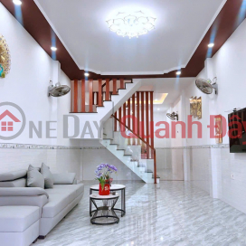 NHÀ MỚI THƠM MÙI SƠN Tái Định Cư Đất Lành tuyến đường mát nhất 
Cách Phong Châu chỉ 15m _0