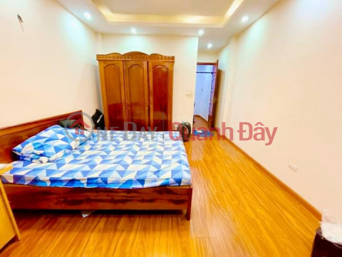 GIANG VAN MINH STREET BA DINH DISTRICT HANOI - Area: 32M2 6 FLOORS 3 BEDROOM MT: 3.8M PRICE: 5.85 BILLION FUN FULLY FURNISHED. _0