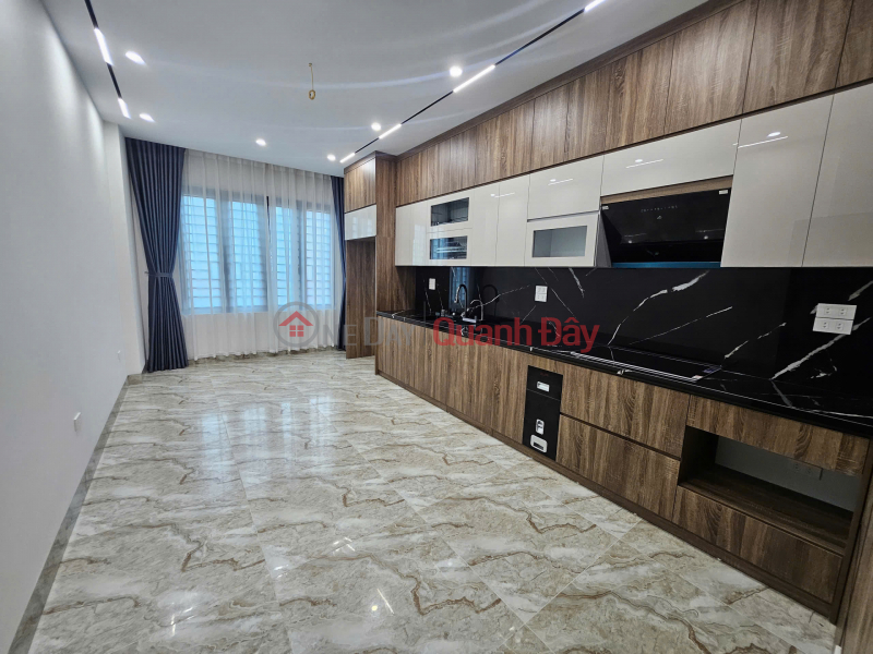 , Please Select Residential, Sales Listings đ 15.8 Billion