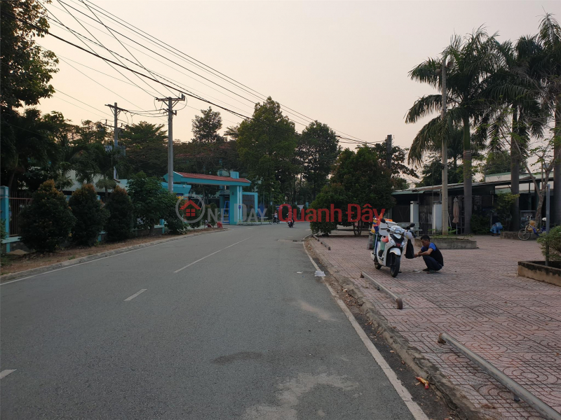 ₫ 8.2 Billion OWNER FOR SALE Land Plot With House Beautiful Location In Thu Dau Mot City, Binh Duong