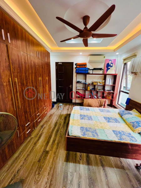 Property Search Vietnam | OneDay | Nhà ở | Niêm yết bán Nguyễn Khang
Nhà đẹp ở ngay 30m *4 tầng
Chỉ hơn 6 tỷ
️ LÔ GÓC 2 MẶT THOÁNG VĨNH VIỄN - 40M RA Ô TÔ -