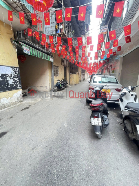 BÁN CĂN HỘ TẬP THỂ TẦNG 2 - KHU A13 THANH XUÂN BẮC - Ô tô đỗ Chân Cầu Thang - Vị trí đắc địa _0