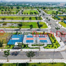 BEAUTIFUL LAND FOR QUICK SALE Beautiful Land OPPOSITE THE SCHOOL Luong Hoa Commune, Ben Luc, Long AN _0