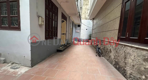 House for rent in Thinh Quang Alley, 4 floors, 40m2, 3 bedrooms, 4 bathrooms, 11 million _0