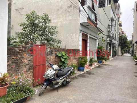 BÁN ĐẤT ĐÔNG NGẠC - CẦU THĂNG LONG - DT45M2 - MT5M - GIÁ 7 ,4 TỶ - Ô TÔ ĐỖ CỬA _0