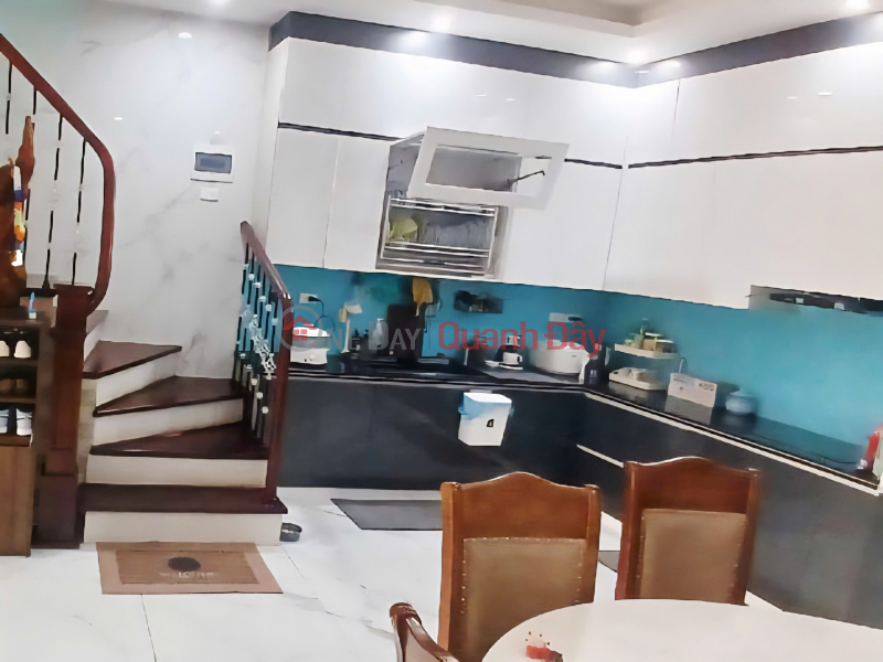 Bán gấp nhà Lạc Long Quân Tây Hồ, gần phố, gần ô tô 44m² giá 9.6 tỷ Việt Nam, Bán, đ 9,6 tỷ