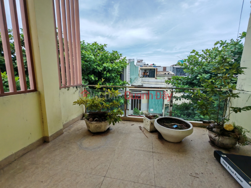 đ 5.9 Billion URGENT SALE - 3-STOREY HOUSE WITH SOLID STRIP FOUNDATION, OWNER'S ARCHITECT BUILDING WITH HEART AND DEVOTION!