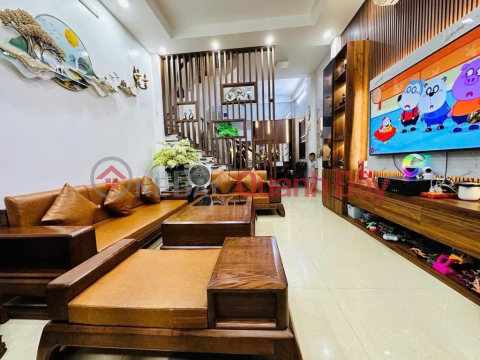 5-STOREY HOUSE FOR SALE, 4 BEDROOMS - PHUONG MAI, DONG DA - 8.8 BILLION - GOLDEN LOCATION _0