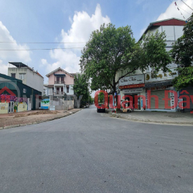 Land for sale in Da Ton, Gia Lam, Hanoi. Area 70m2, frontage 4m, accessible by 7-seater car. Price 5 billion VND (negotiable). Contact 0989894845 _0
