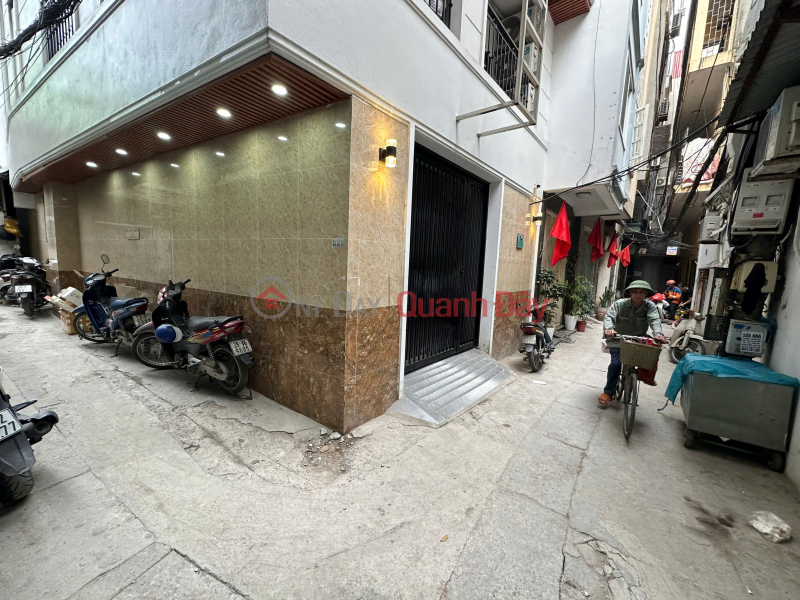 (Tin thật 100%) Bán CHDV lô góc 99m2 x 24CH tại ngõ 279 Đội Cấn - Cách phố 20m - Dòng tiền 2 tỷ/năm, Việt Nam, Bán | đ 29,5 tỷ