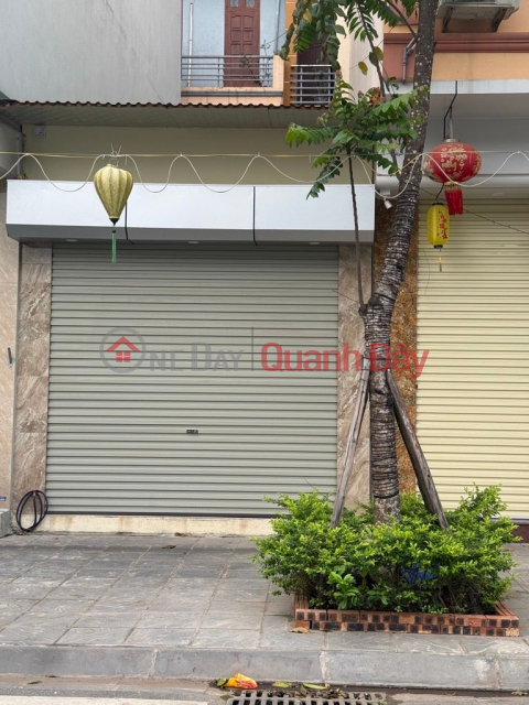 House for sale in Khai Son, Ngoc Thuy, 35m x 3.8m, with sidewalk space for business. _0