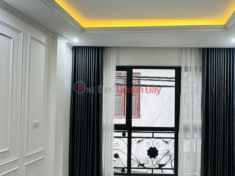 BÁN NHÀ phố Lạc Long Quân - Ô TÔ - KD – 40m2 – 5 tỷ 9 Việt Nam, Bán, đ 5,9 tỷ