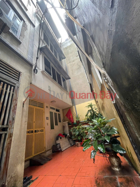 Owner selling house in Hoa Bang, Cau Giay - Military housing subdivision - Fully furnished - No brokers please Sales Listings