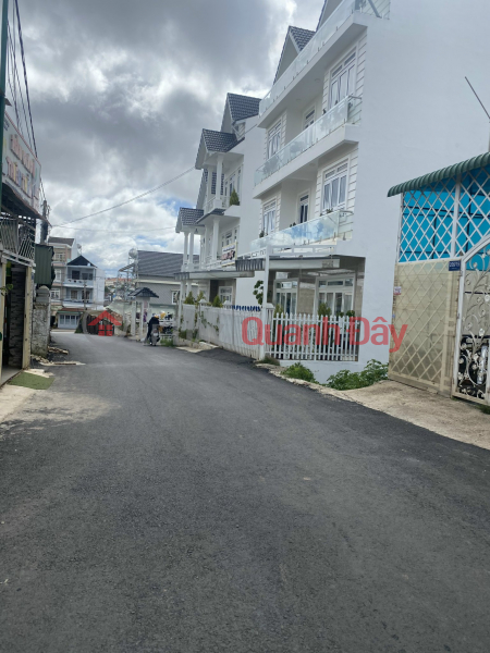 Selling asphalt road lot Atomic force p8 Dalat, Vietnam | Sales, đ 7.6 Billion