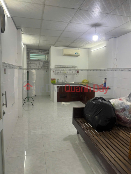 , Please Select | Residential, Sales Listings đ 5.2 Billion