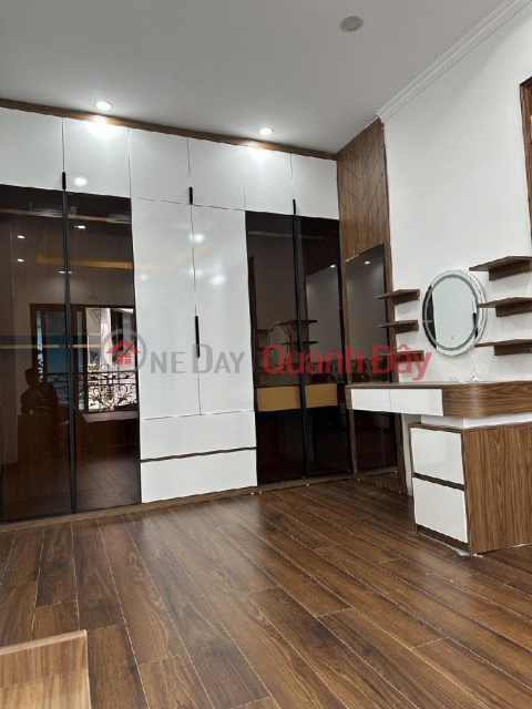 HOUSE FOR SALE IN HA DONG, SURELY BUILT, BEAUTIFUL INTERIOR, CORNER LOT, NEAR DISTRICT CENTER, 36m2, price 3.X billion _0