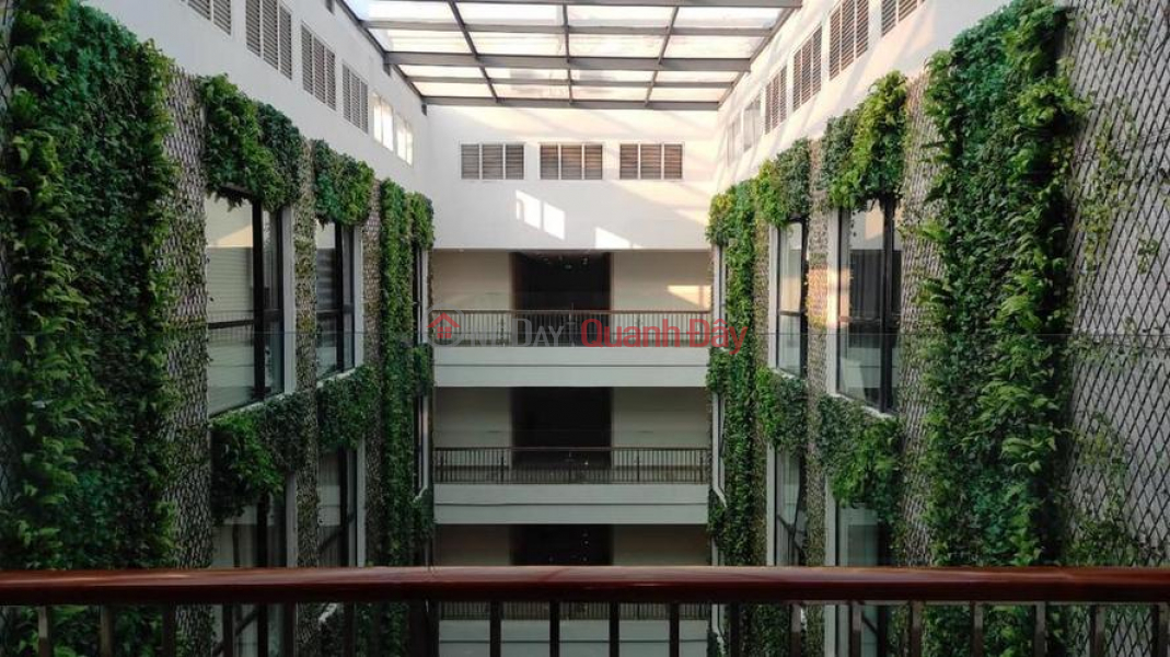 URGENT: Royal City Thanh Xuan luxury apartment, southeast balcony, 103m2, 3 bright bedrooms, high floor, 6 billion Sales Listings