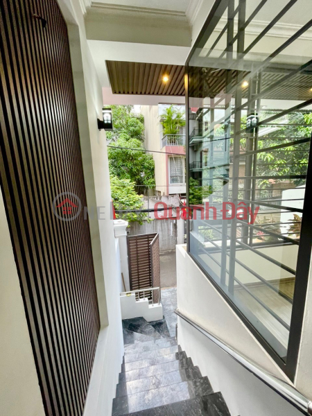 Hong Tien mini villa 92m x 5 floors, open front and back, car garage, elevator waiting area, Vietnam | Sales đ 15.2 Billion