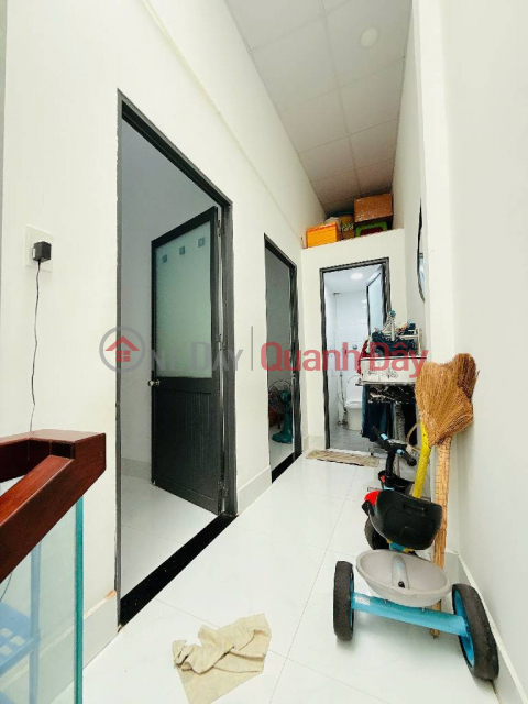 CÁCH 2 CĂN RA HẺM Ô TÔ – NHÀ TẦNG MỚI ĐẸP – QUA CẦU LÀ QUẬN 1 – QUẬN 5 - 3.4 ty _0