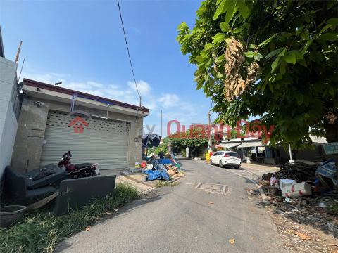 HOT HOT – OWNER SELLING LAND WITH A FREE SINGLE-STORY HOUSE on Phu Chau Street, Tam Binh Ward, Ho Chi Minh City _0