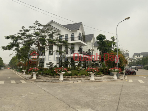 Chính chủ cần bán nhanh nhà liền kề ô góc C9 Geleximco - Lê Trọng Tấn trục chính cổng số 1 _0