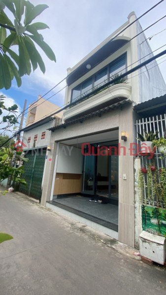 Near Ward 13 People's Committee - 16-seat social area - (4 x 10.5)m - 2 floors Sales Listings