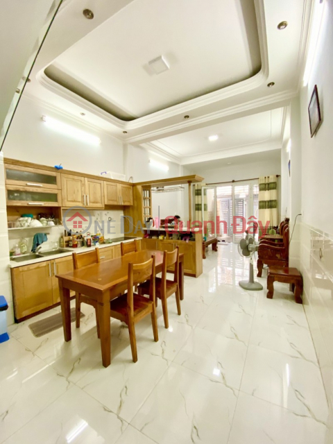 House for sale in Phu Tho Hoa - 6m truck alley - (4x20)m - 3 floors, terrace _0