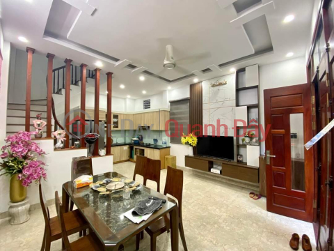 HOUSE FOR SALE NEAR FINANCE STUDENTS - AREA 61M2 - FRONTAGE 5.6M - 4 FLOORS - CORNER LOT - CAR-FREE ALLEY _0