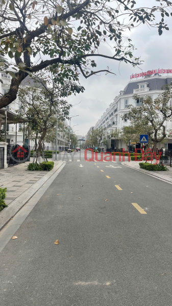 Làm ơn chọn, Nhà ở, Niêm yết bán đ 15,9 tỷ