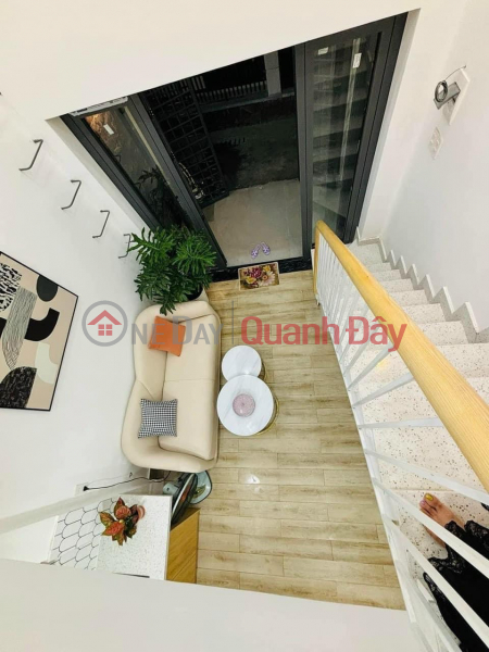 Masterful mezzanine house for rent on Le Duan - Hai Chau - City Center Rental Listings