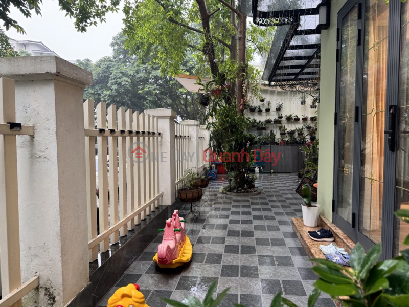 đ 9.1 Billion RARE! LOW-RISE HOUSE IN VIET HUNG URBAN AREA - CORNER LOT WITH TWO FRONTS - FULL HIGH-CLASS FURNITURE!