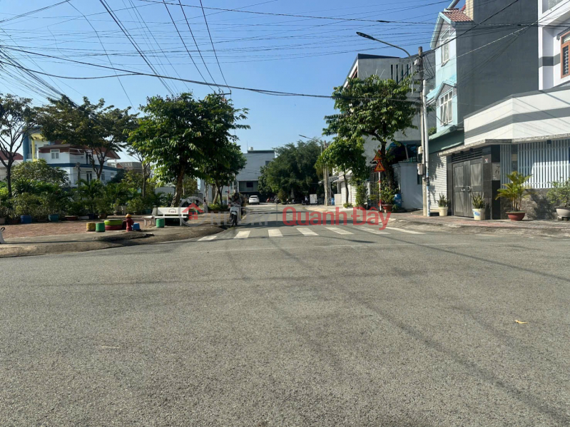 Cần Bán Nhà Phố Mặt Tiền Tại Đường Nguyễn Văn Tiết, Phường Lái Thiêu, TP. Thuận An, Bình Dương. | Việt Nam, Bán | đ 5,8 tỷ