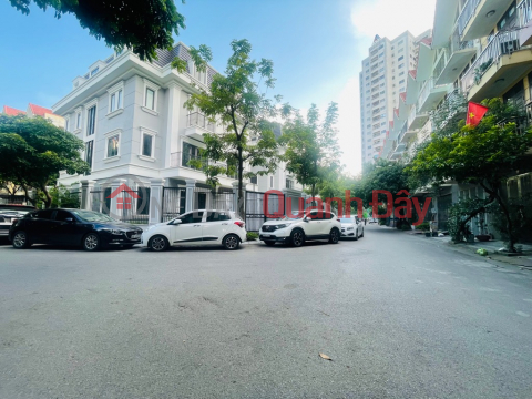 TOWNHOUSE FOR SALE IN NAM LA KHE, HA DONG, DIVIDED LOT - CAR ACCESS, SIDEWALK 60M X 5 FLOORS, PRICE 13.9 BILLION, CALL NOW 0914822890 _0