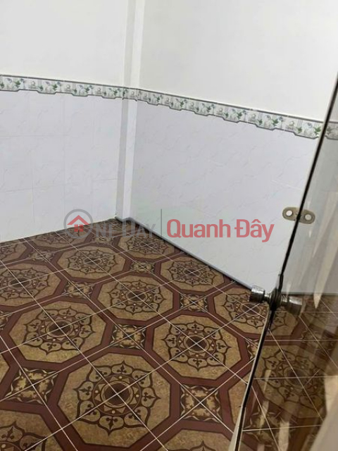 Whole house for rent on Tran Xuan Soan street _0