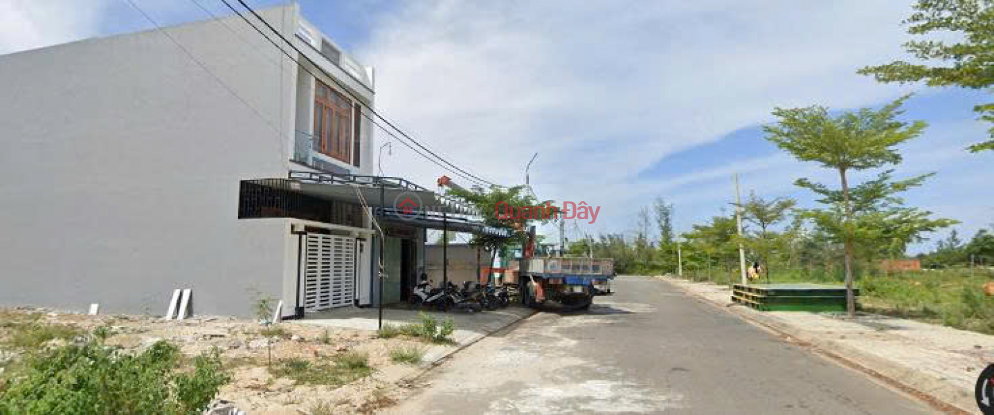  Please Select Residential Sales Listings đ 3.7 Billion