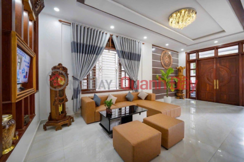 Beach Villa for Sale in the Center of Tay An Thuong Street, Ngu Hanh Son District, Da Nang for Only 2X Billion _0