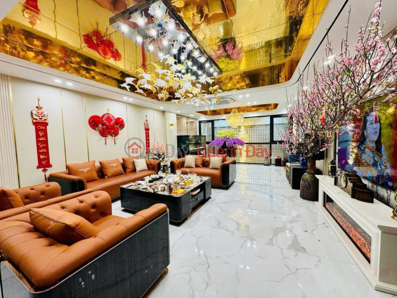 đ 32,5 tỷ | HOA HẬU PHỐ TRẠM - MỚI KÍNH KOONG - 8 TẦNG - THANG MÁY - GARA 2 Ô TÔ , NỘI THẤT CAO CẤP