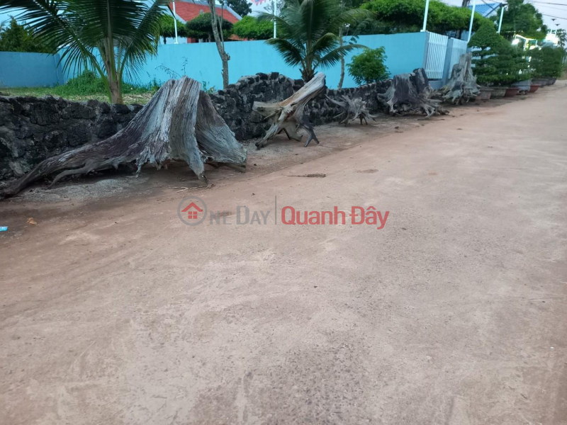 BEAUTIFUL LAND - GOOD PRICE OWNER Needs to Sell Quickly Beautiful Land Lot in eana Commune, Krong Ana Dak Lak Sales Listings