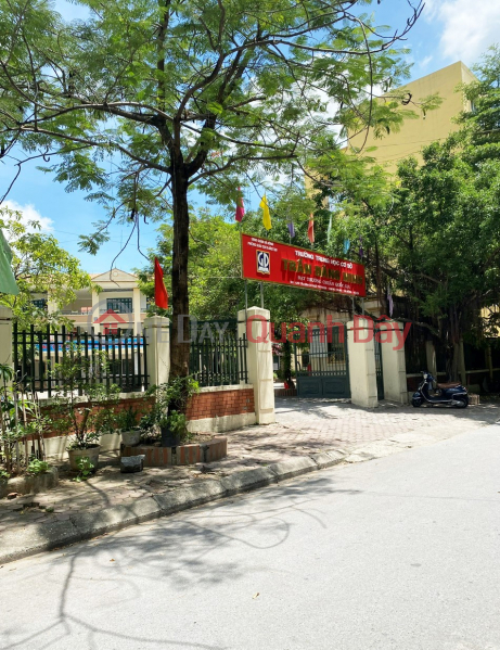 House with 2 open sides, Phan Dinh Giot, Ha Dong, area 60m2, price only 4.71 billion VND Sales Listings