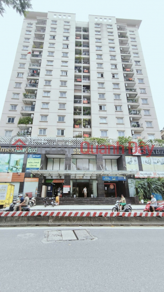 ORIENTAL WESTLAKE APARTMENT - LUXURY APARTMENT 174 LAC LONG QUAN - WEST LAKE VIEW - 2 BEDROOMS - HIGH-QUALITY FURNITURE Sales Listings