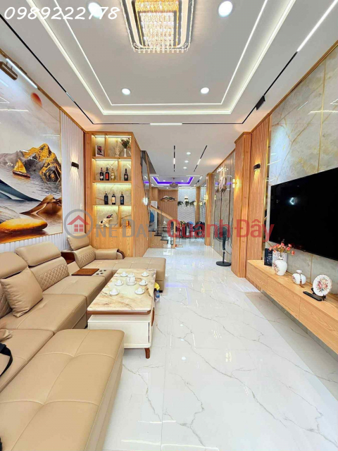 HOUSE FOR SALE IN HOANG VAN THU - WARD 9 - SUPER PRODUCT IN CAR ALLEY NEAR THE STREET FRONTAGE, RIGHT AT PHU NHUAN INTERSECTION - 3.7X15M - 4 FLOORS - _0