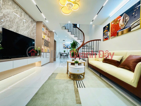 House for sale in Hoang Hoa Tham, center of Ba Dinh district, near car, 45m2, 4 master bedrooms, over 7 billion _0