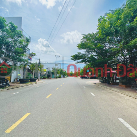 Move to 2 lots adjacent to Pham Hung Street, North Phan Thiet Shopping Center Area _0