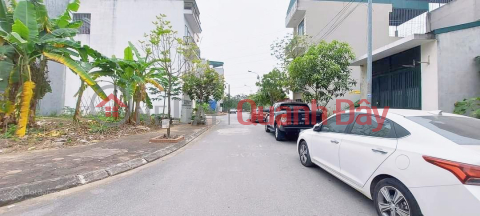 Land for sale TDC Xuan Phuong 40m2 - 2 large roads, wide sidewalks front and back, 2 trucks avoiding each other _0