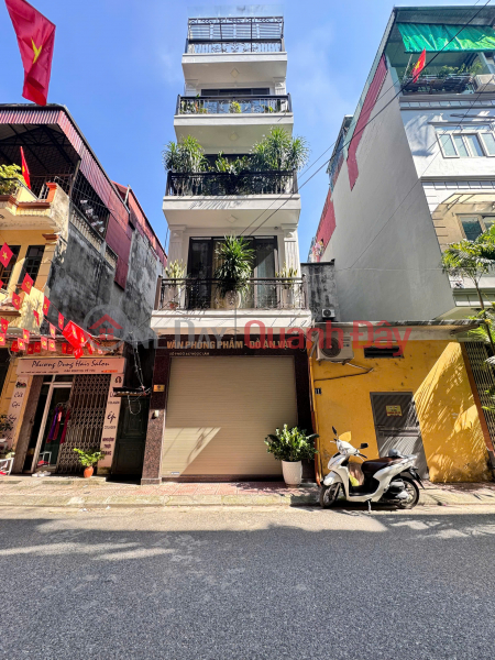 NGOC LAM TOWNHOUSE FOR CAR BUSINESS, ACCESS TO THE HOUSE 40m2 X 5 Floors X 15.9 Billion. Sales Listings